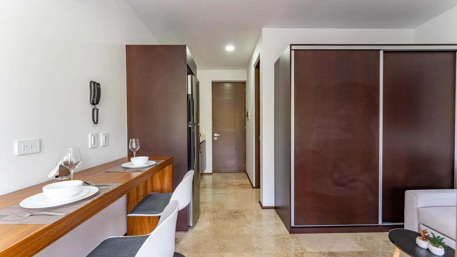 Menesse Apartments Tulum Aparthotel